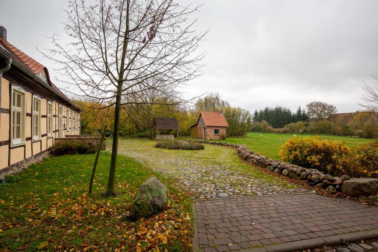 Altes Pastorat Schwichtenberg Borrentin 外观 照片